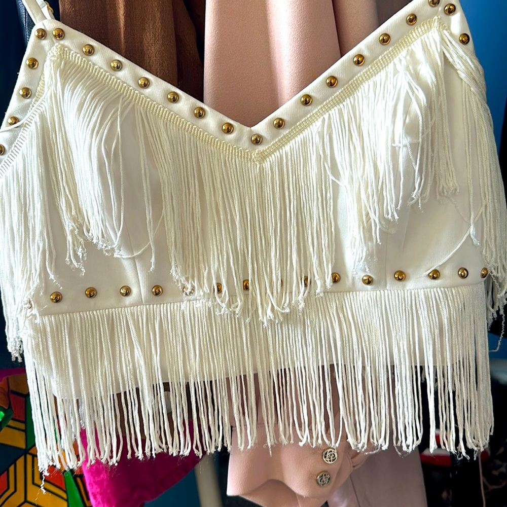 Women’s white fringes top